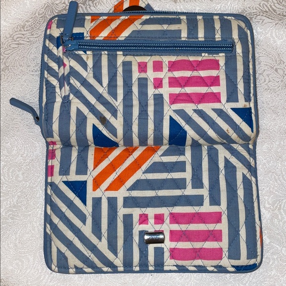 Colorful Geometric Pattern Wallet - Picture 16 of 17